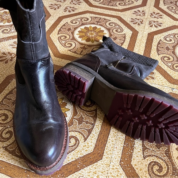 Felmini low Brown boots. Size 42/12 USA (runs small I wear a size 10.5) - Picture 5 of 6